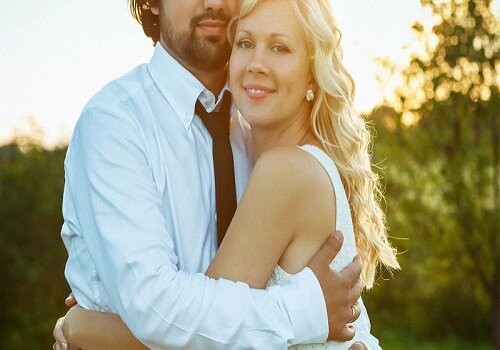 法院因主要证据不足民事案件怎么处理？